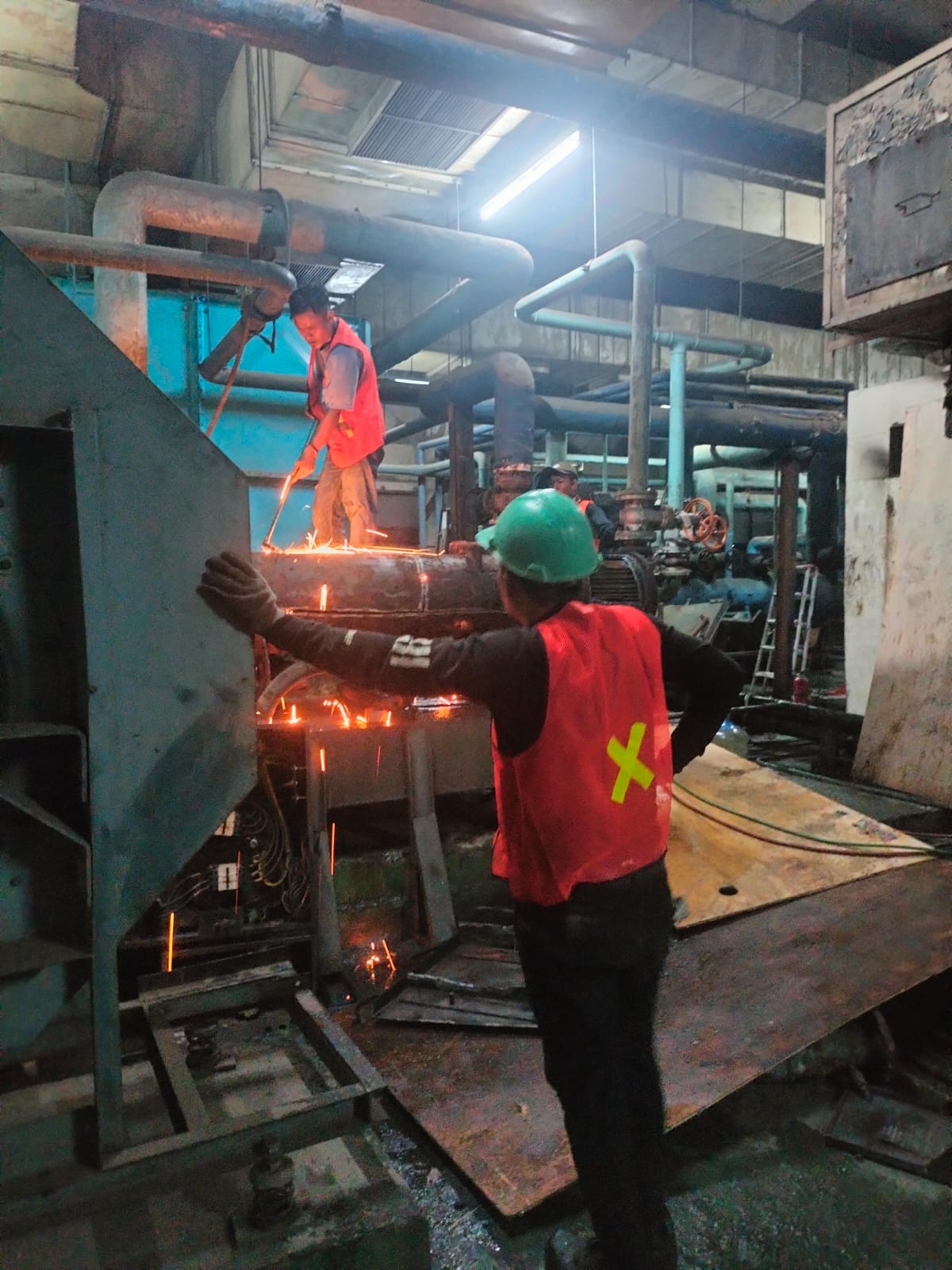 UD Kaya Makmur – Solusi Jasa Bongkar Bangunan Aman & Efisien